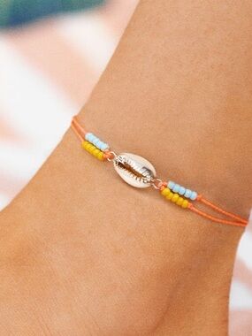 NWOT Shell Bead Anklet/Bracelet in Coral, Yellow & Light Blue